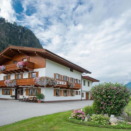 Gaestehaus Luxner Штрас-им-Циллерталь Экстерьер фото