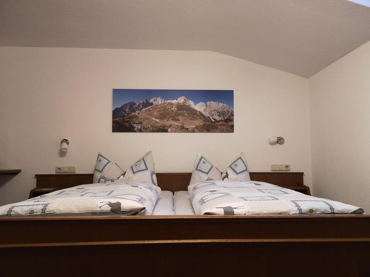 Gaestehaus Luxner Штрас-им-Циллерталь Экстерьер фото